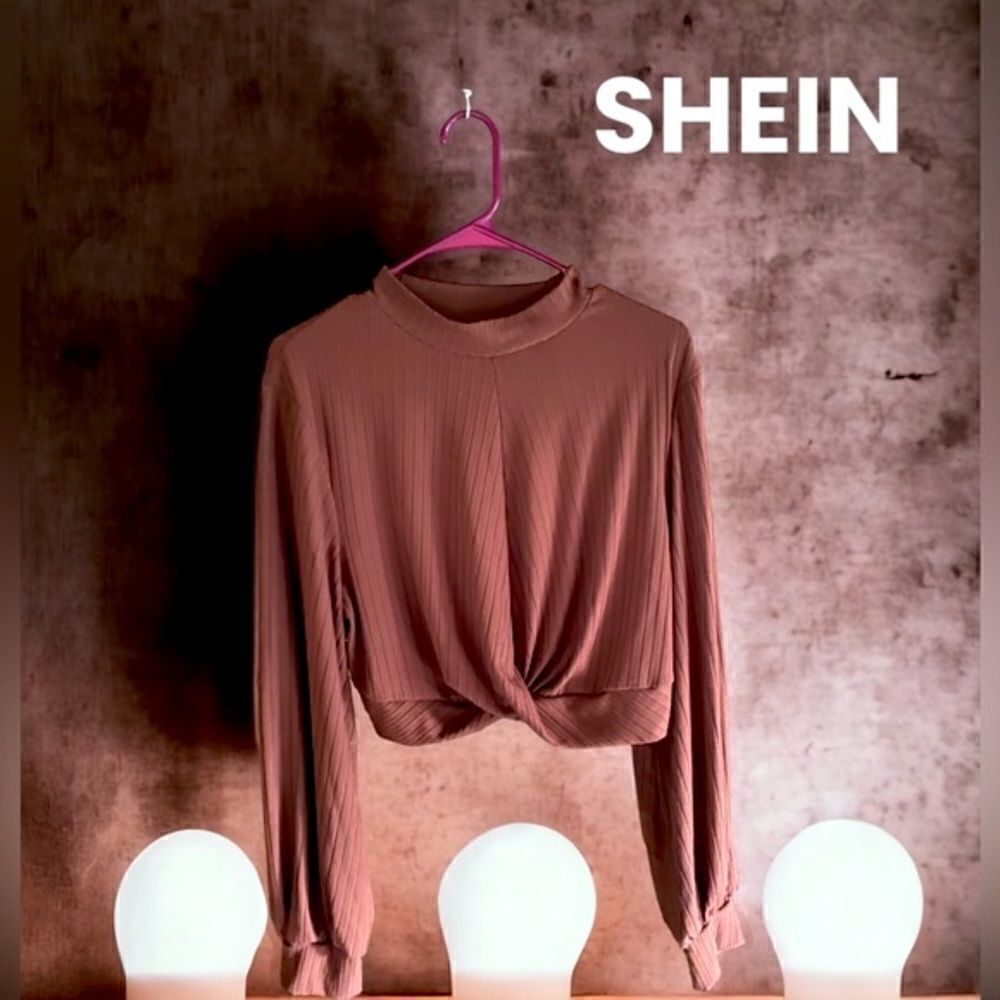 SHEIN Curve l Brown cropped top - Long-Sleeve l High neck l 2X l EUC